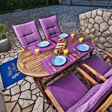Kiara Apartment